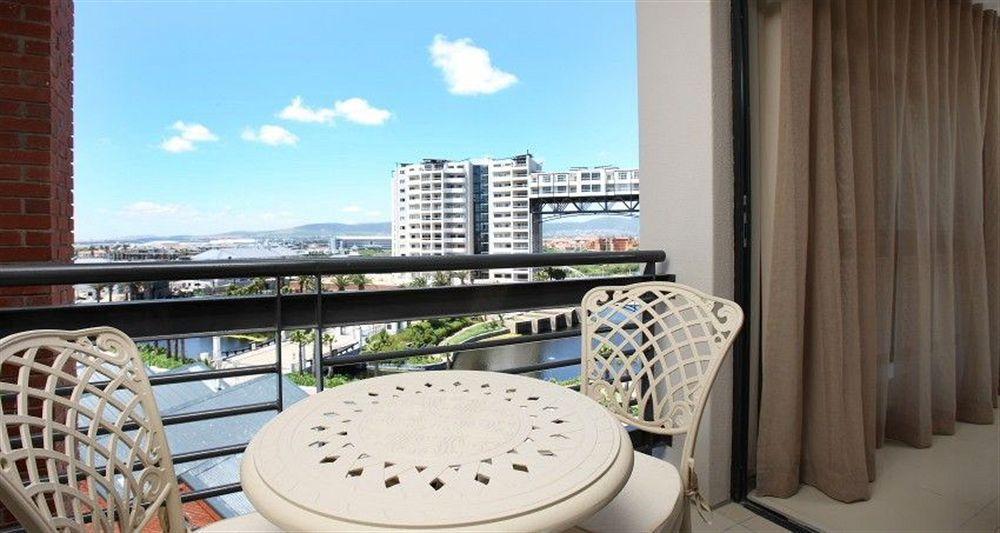 Manhattan Suites Apartments เคปทาวน์ ภายนอก รูปภาพ