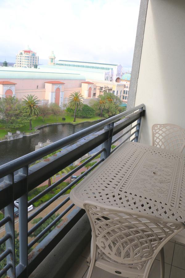 Manhattan Suites Apartments เคปทาวน์ ภายนอก รูปภาพ